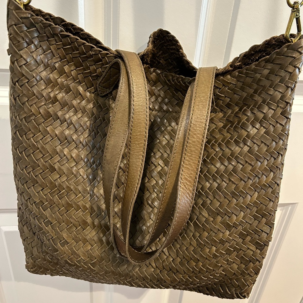 Madewell Medium Transport Tote: Woven Leather Edition
